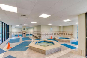 3br/3ba w/ Lazy River & Slide Sleeps 8